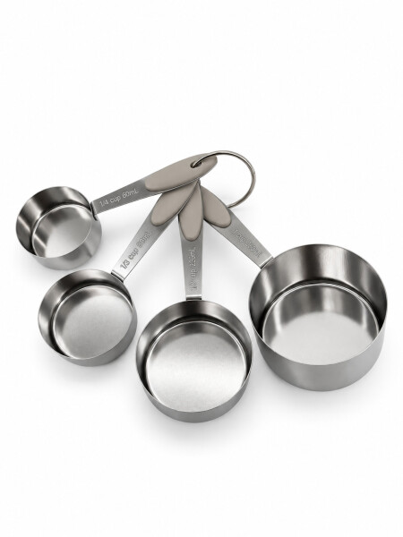 TAZAS MEDIDORAS SET X 4 PLATEADO
