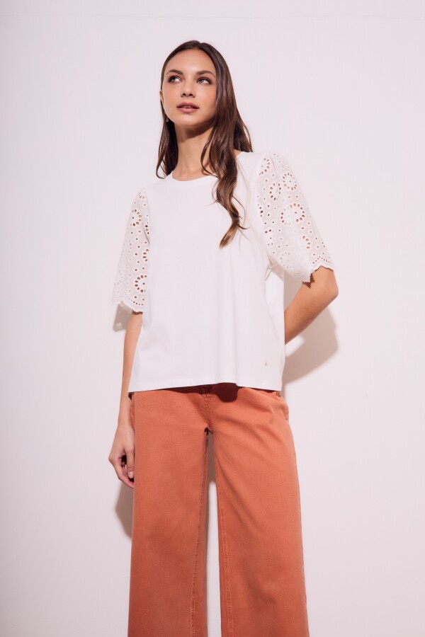 Remera Algodón Peinado Y Calados Nacar