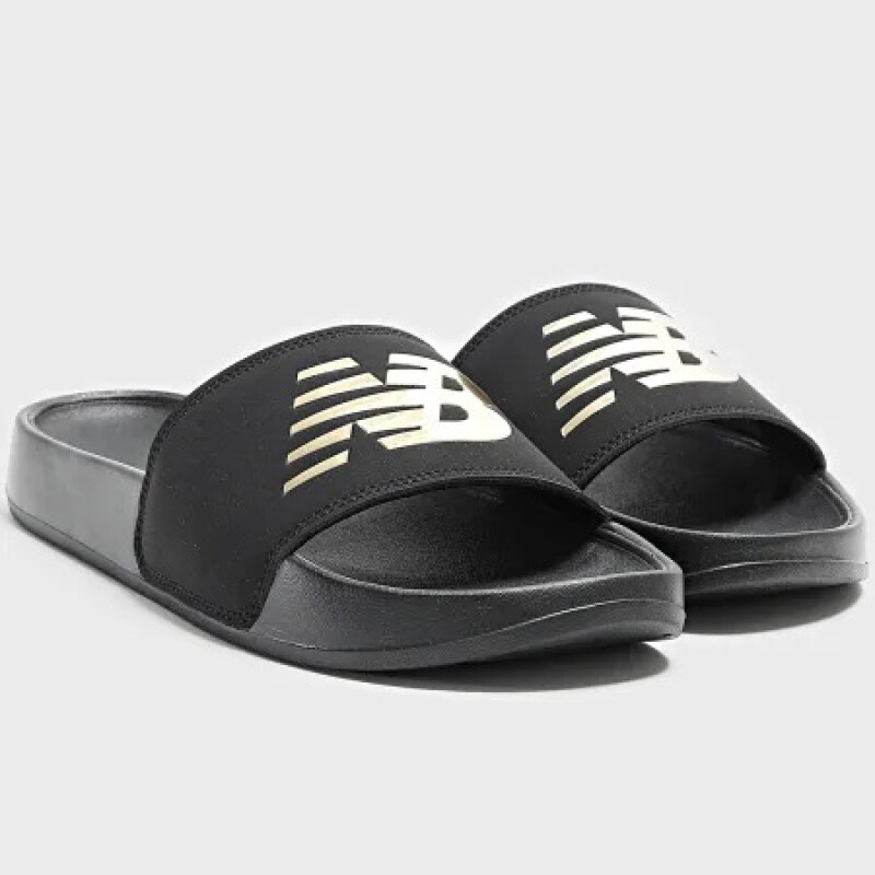 Zapatilla New Balance SWM200K3 Zapatilla New Balance SWM200K3
