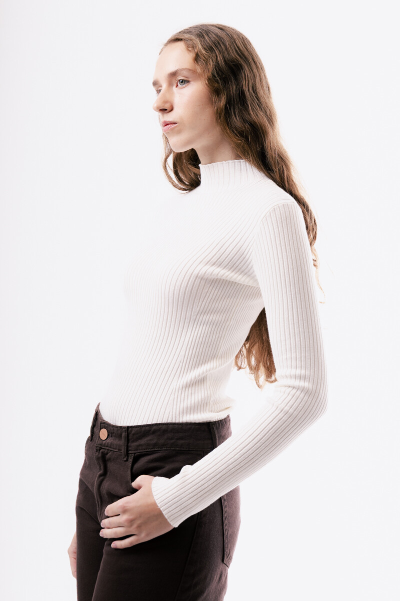 Luna Off White