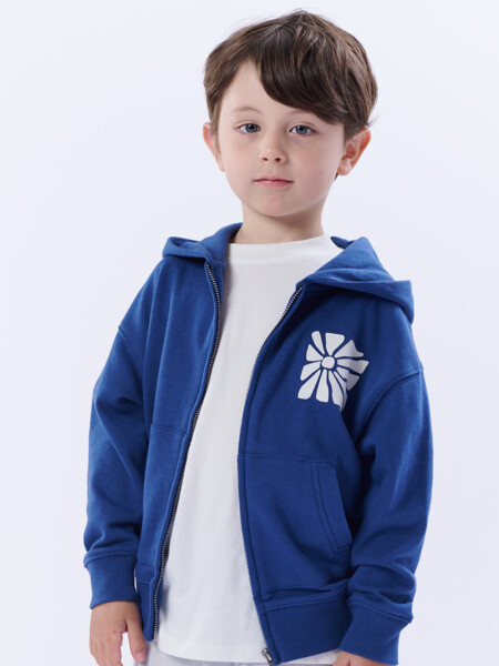 Campera deportiva estampa Brave Azul Marino