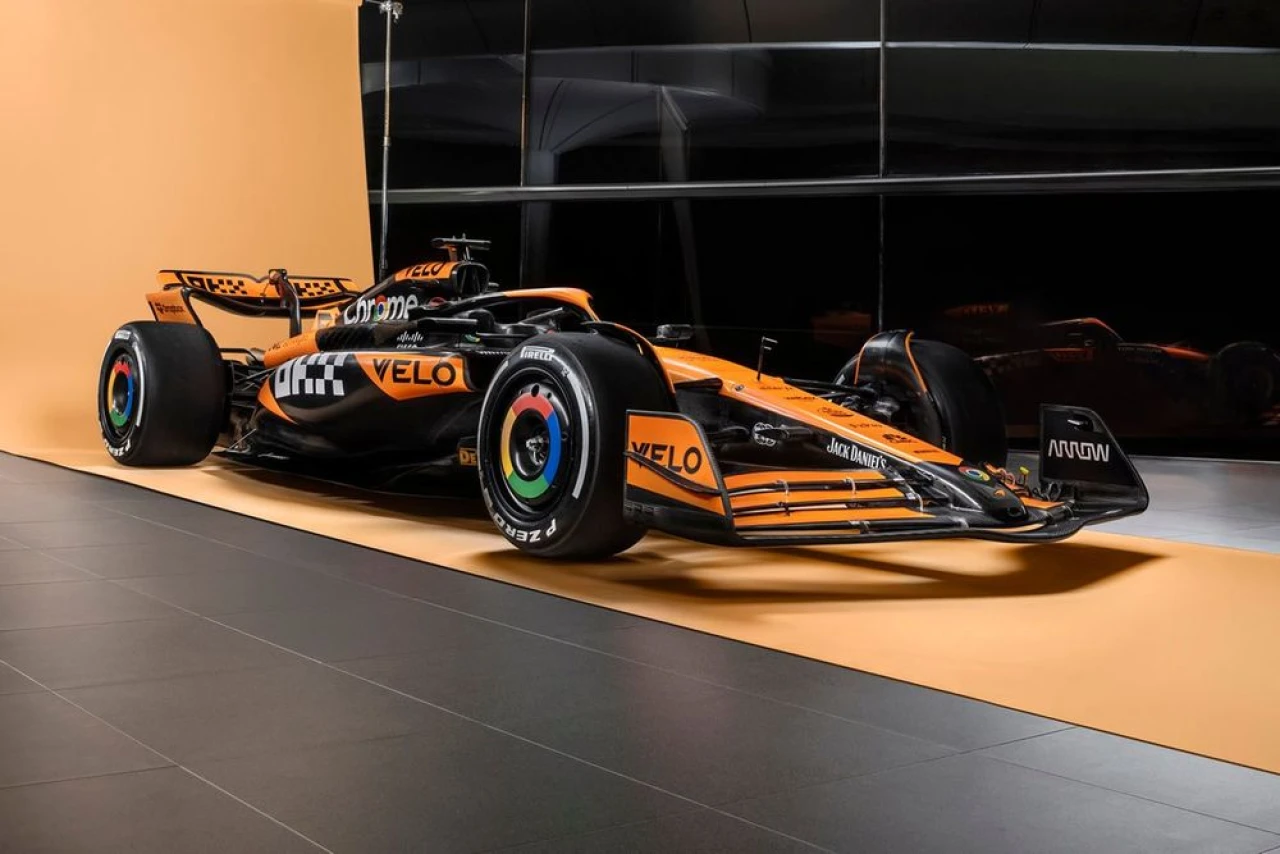 mclaren-mcl38.jpg