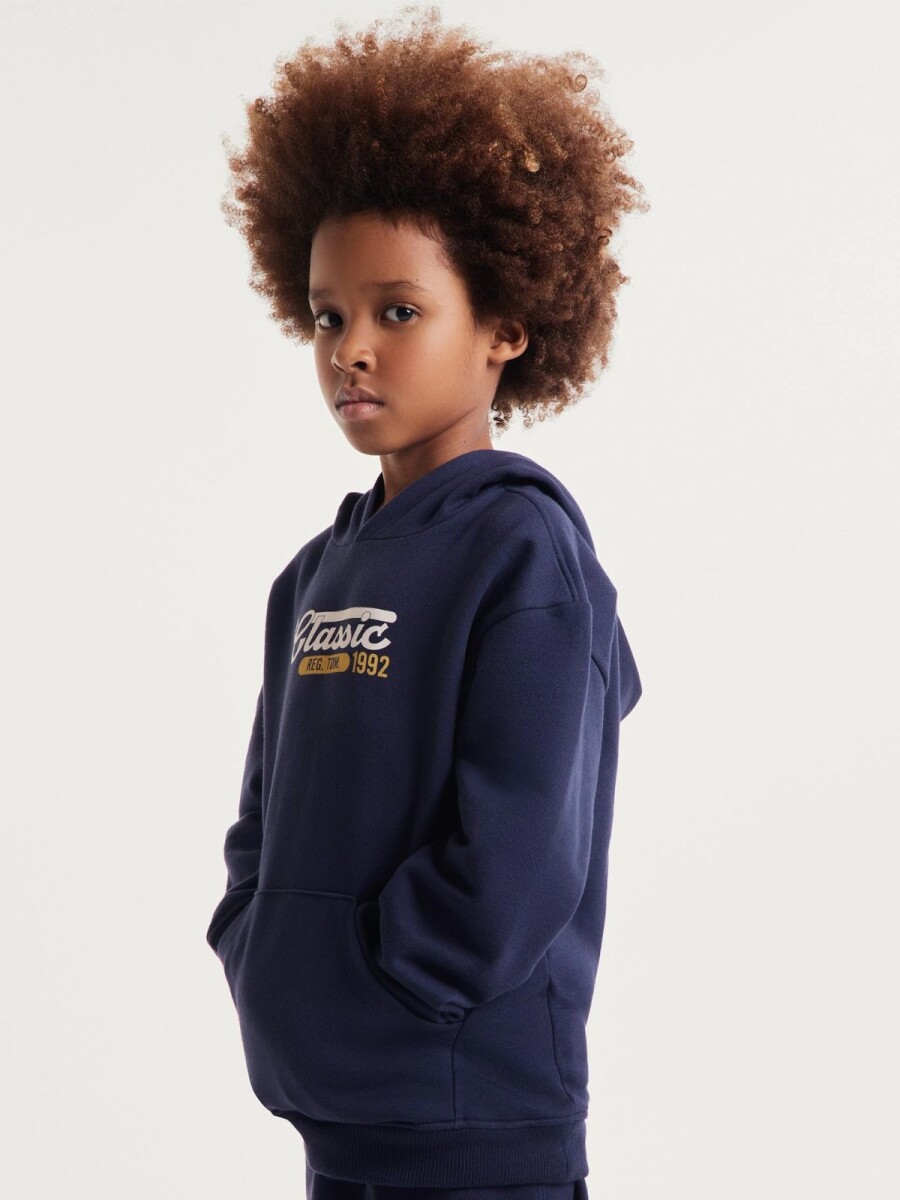 BUZO INFANTIL ESTAMPADO CON CAPUCHA - AZUL 