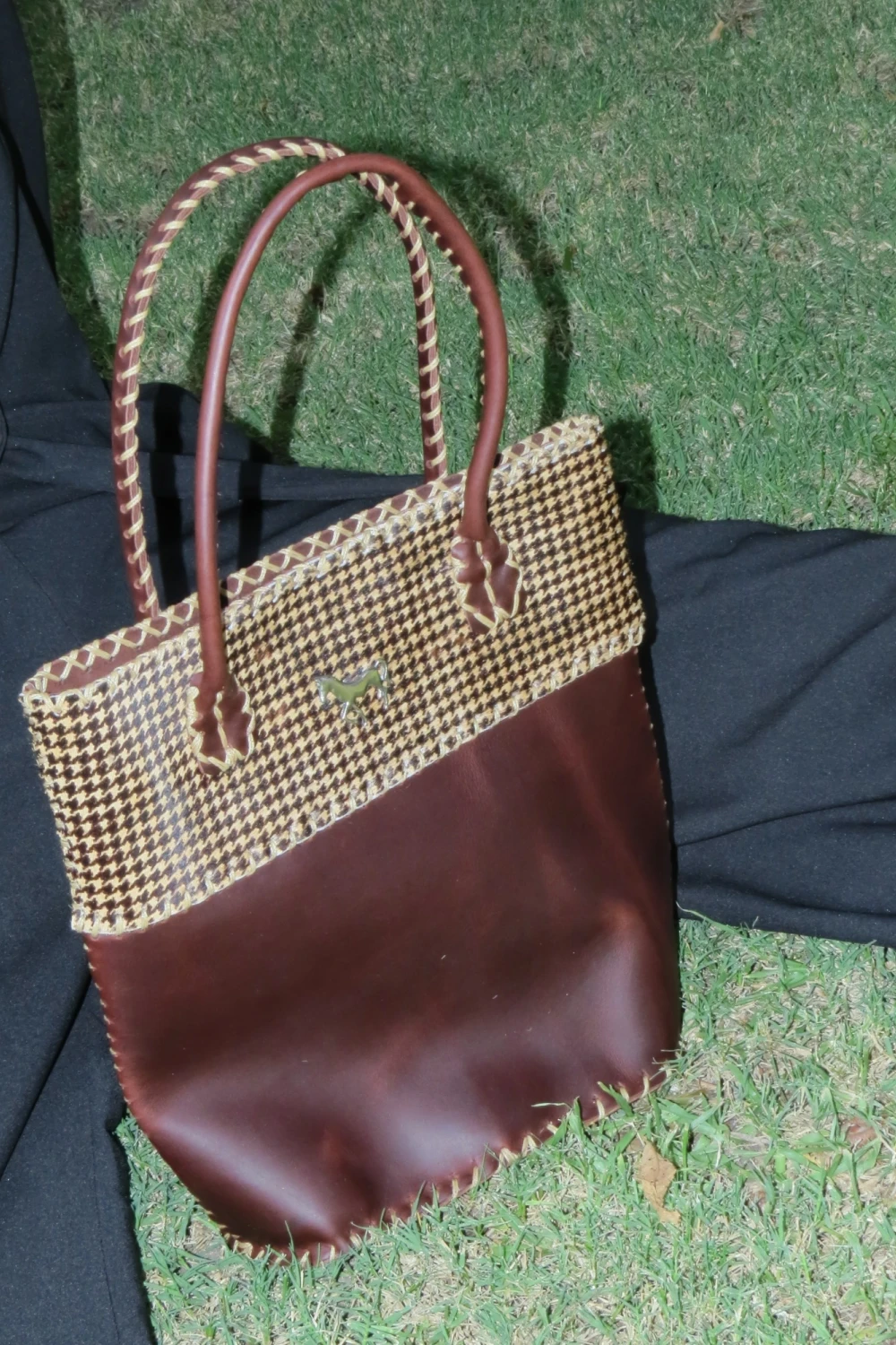 Matera Doma Tweed Chocolate