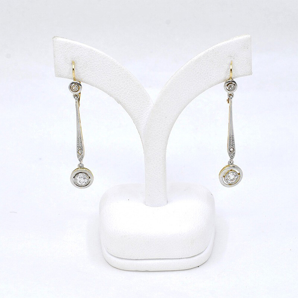 Caravanas Antiguas En Oro 18K, Platino, Brillantes Y Diamantes Caravanas Antiguas En Oro 18K, Platino, Brillantes Y Diamantes