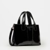 Cartera de mano The Braided en cuero charol arrugado Negro