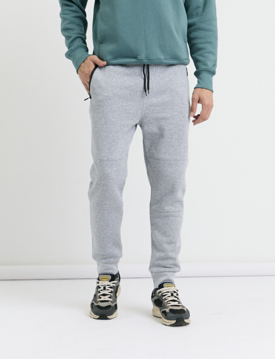 080910 PANTALÓN JOGGING Gris