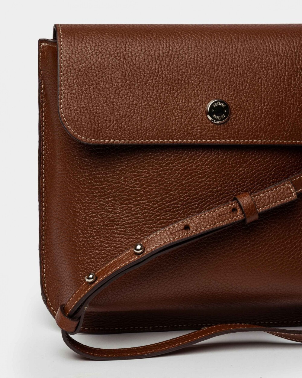 Morral Liana En Cuero Graneado Tabaco