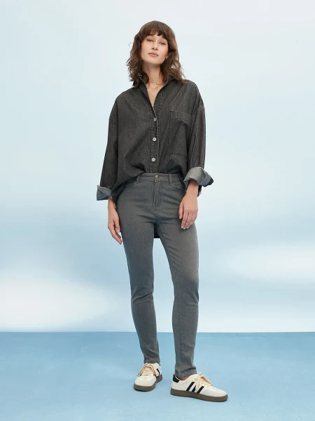 JEAN CADIZ SKINNY GRIS CLARO