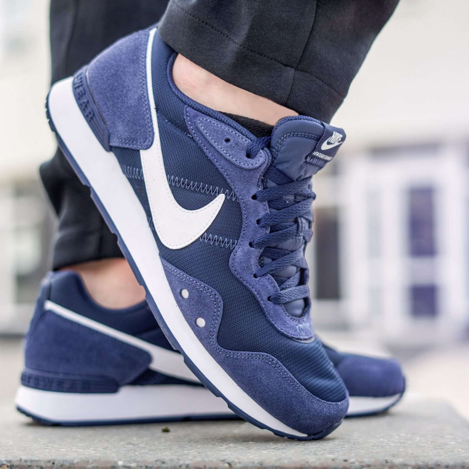 ▷ NIKE Venture Runner, Zapatillas Hombre, Azul (Midnight Navy/Midnight  Navy/White), 42 EU | ChollosGO