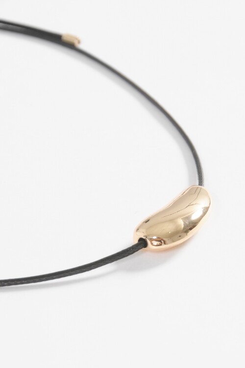 Collar cordón dije curvo dorado