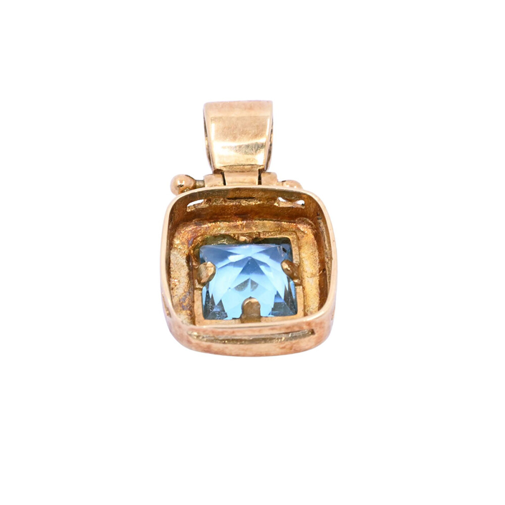Colgante oro 18K y topacio Colgante oro 18K y topacio