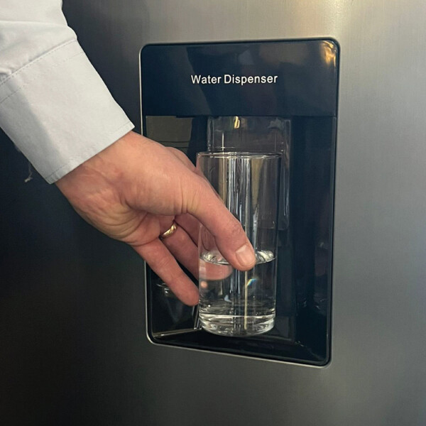 Heladera Frío Seco Inverter Smartlife Sl-rnf270wdinv2 Con Dispensador HELADERA SMARTLIFE SL-RNF270WDINV2