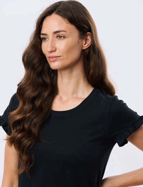 REMERA DE ALGODÓN CON VOLADO Negro