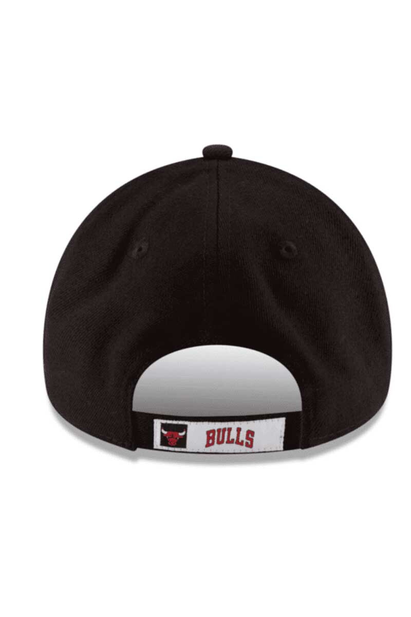 GORRO CURVO NEW ERA BULLS Negro
