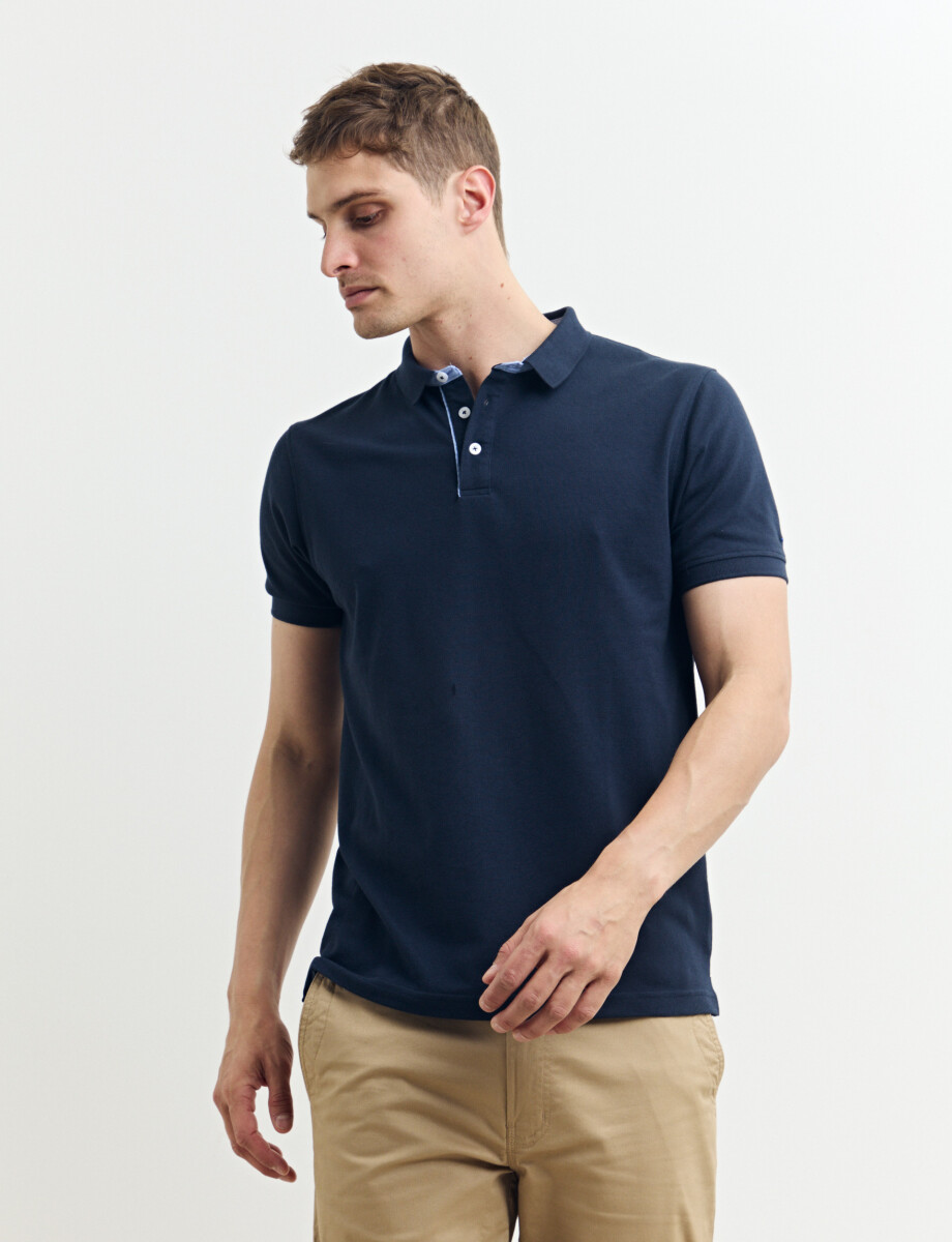 520751 REMERA HARRINGTON LABEL Azul Oscuro