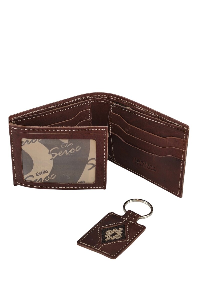 Set de billetera con guardapampa y llavero Marrón