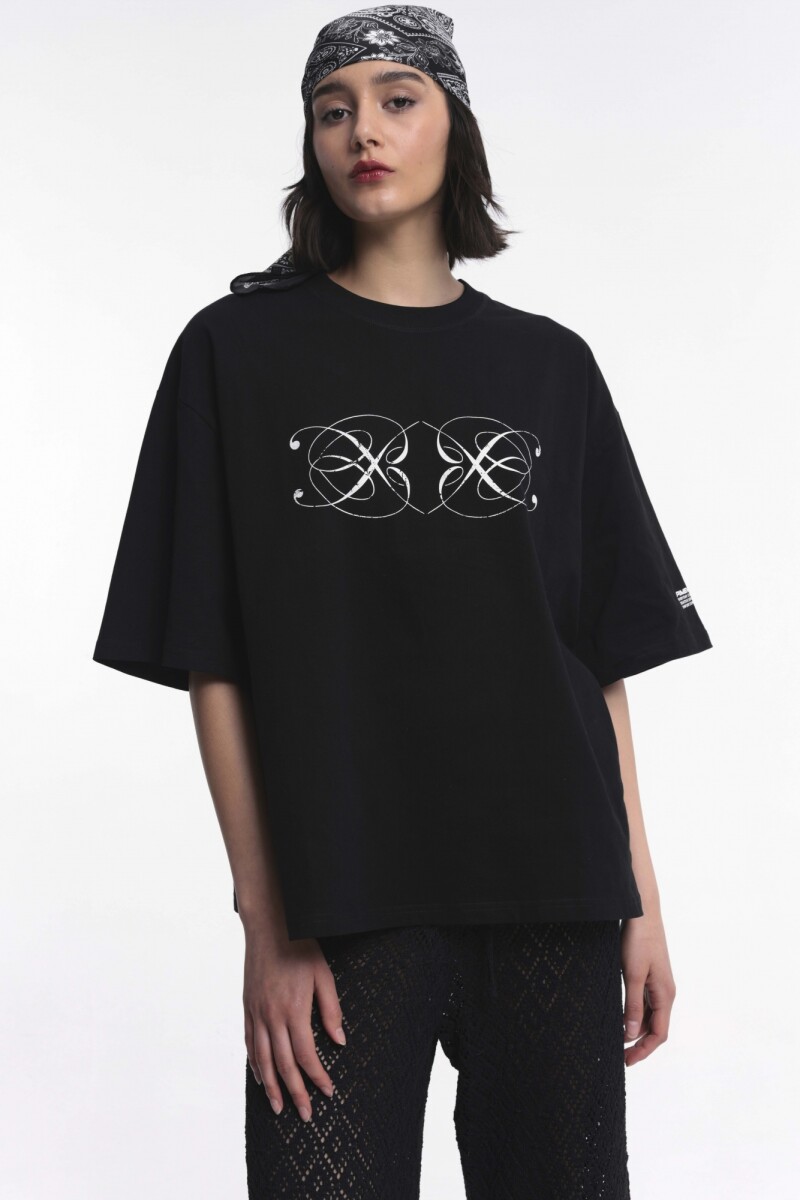 Remera Six - Negro 
