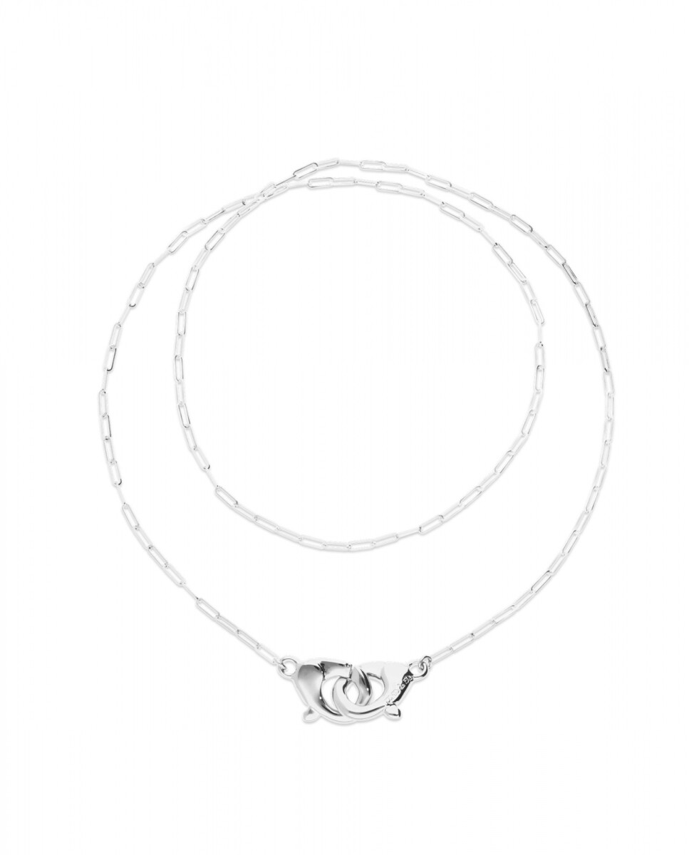 COLLAR LARGO BAÑADO EN PLATA CON MOSQUETÓN ENTRELAZADO - Colgante 