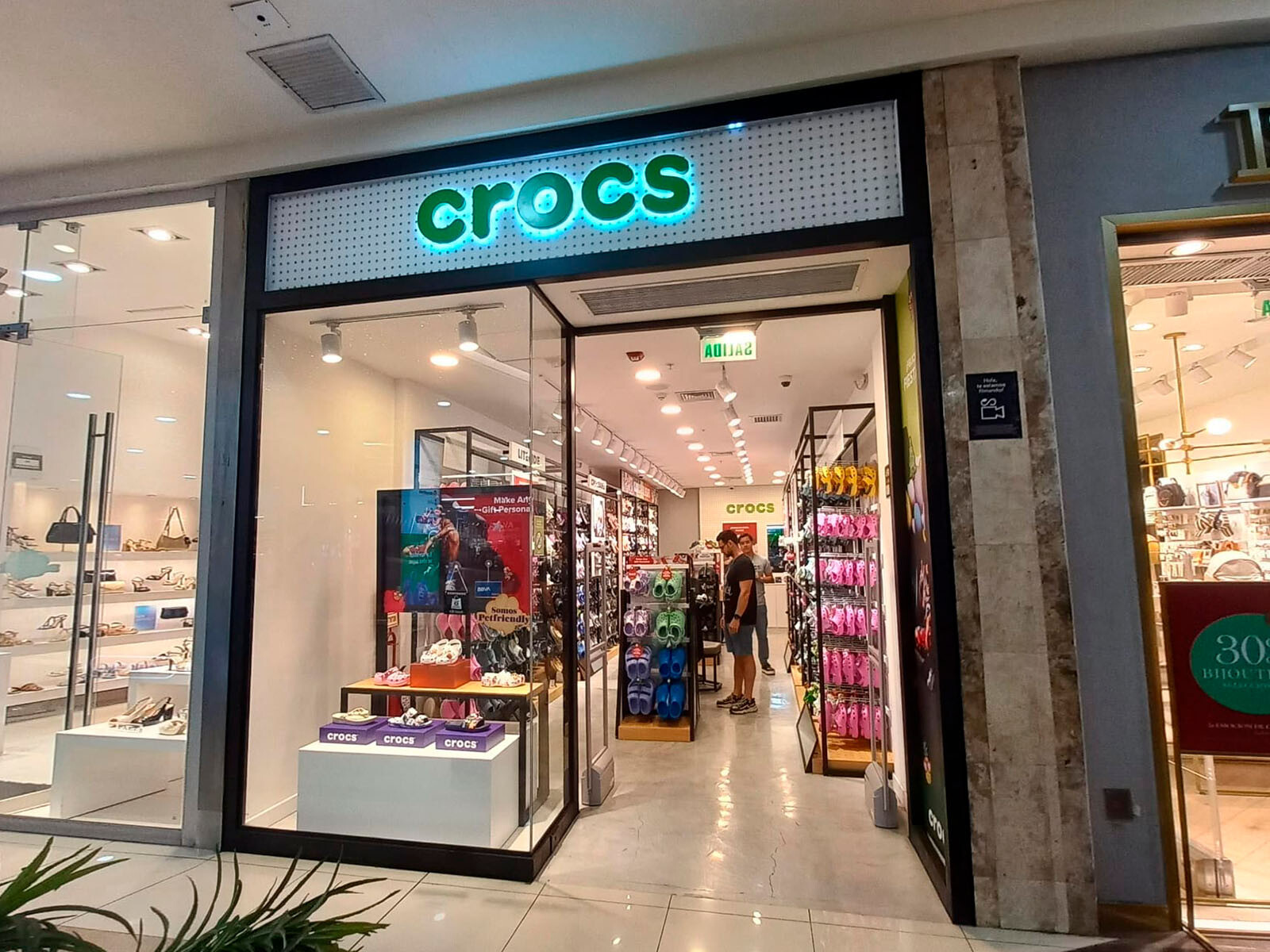 Crocs - Real Plaza Primavera