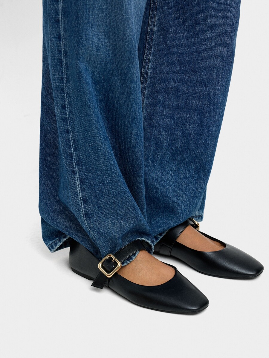 Bailarinas Con Tira Y Hebilla Cuadrada negro