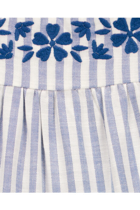 Monito corto de viscosa, canesú bordado, diseño a rayas Monito corto de viscosa, canesú bordado, diseño a rayas