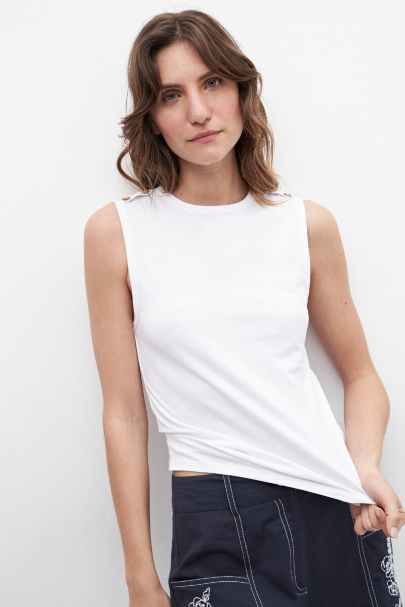 Musculosa con botones en hombros - blanco 