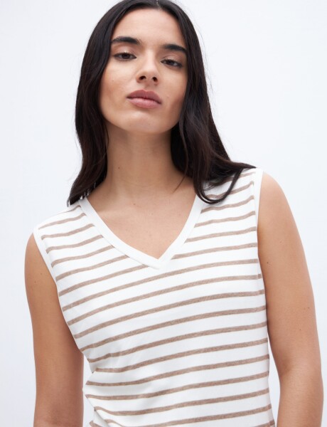 Musculosa Moira Rayas arena