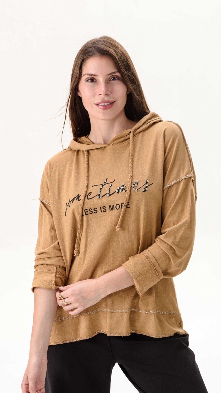 Blusa Elara Camel