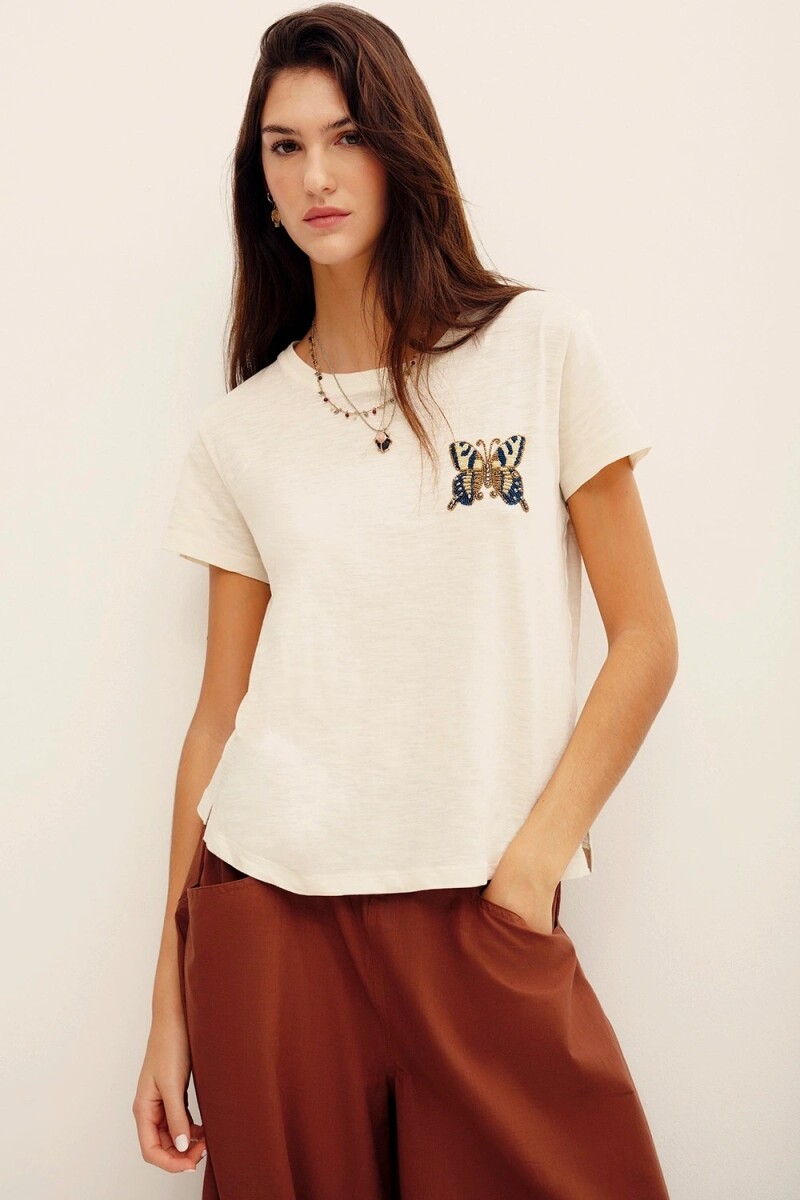 REMERA BUTTERFLY Crudo