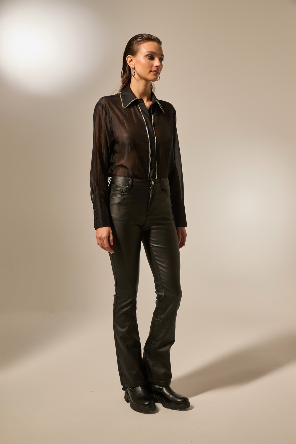 Pantalon Ferfi Negro