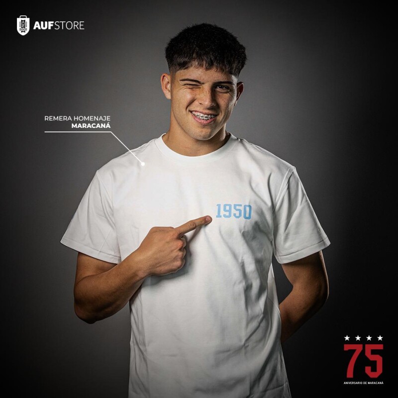 Remera Homenaje Maracaná Abrazo Remera Homenaje Maracaná Abrazo