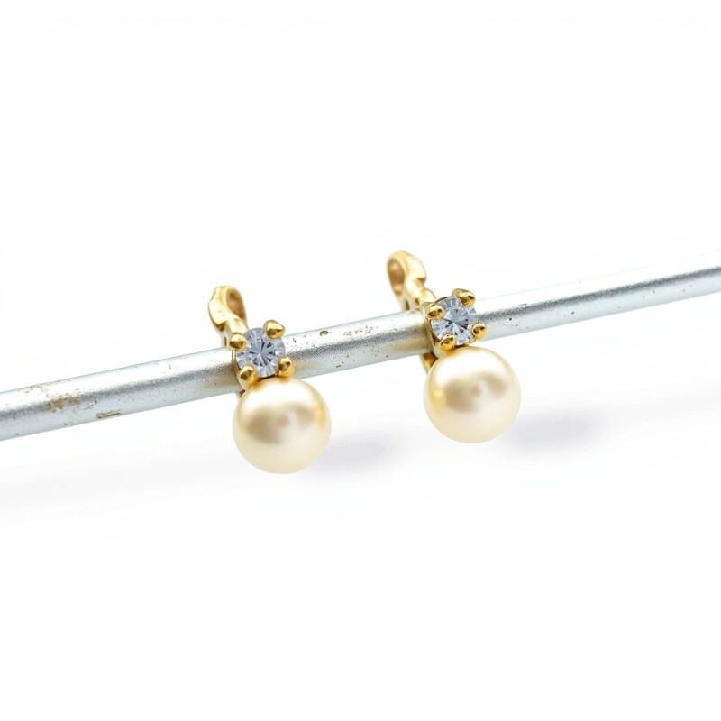 Caravanas Perlas y zirconia en oro- Oro bajo - Perla de río y zirconia - CA8222 conpiedra