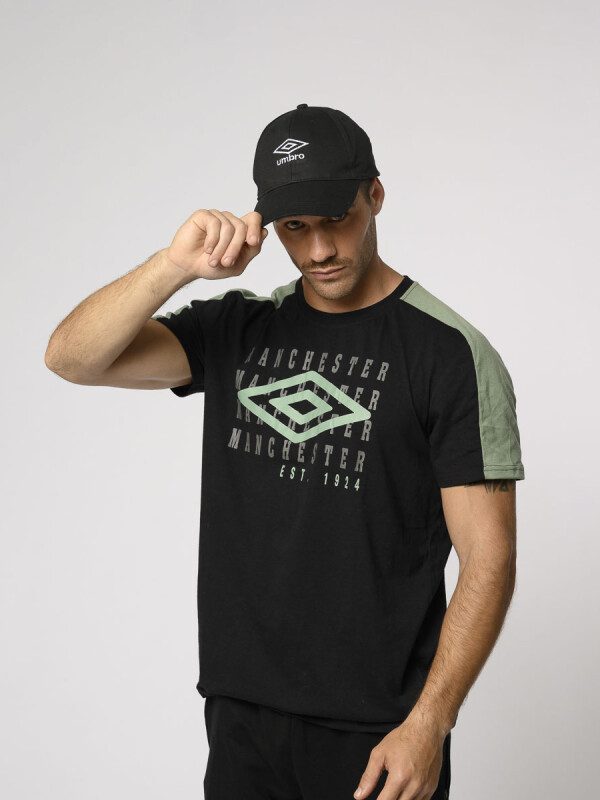 Gorro Caphat Umbro 029