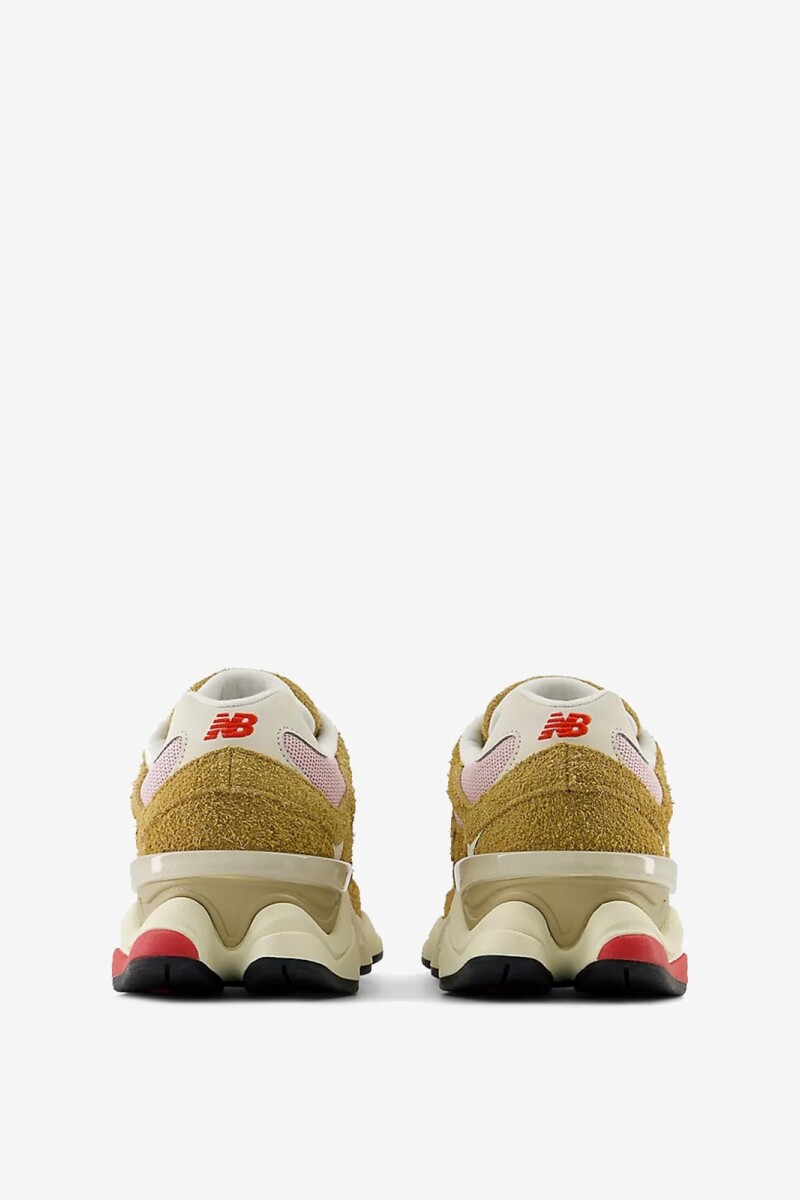 ZAPATILLA NB 9060GEA Beige