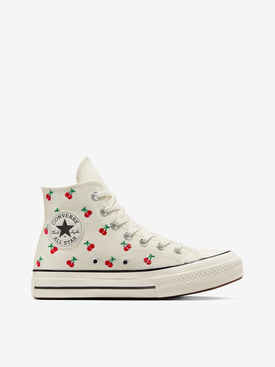 CHUCK 70 