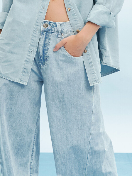 JEAN AGUAMARINA AZUL CLARO