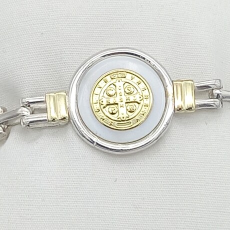 Pulsera de plata 925 y double en oro 18 ktes con nácar. Pulsera de plata 925 y double en oro 18 ktes con nácar.