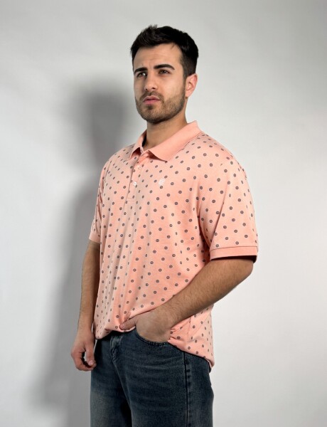 Remera polo de algodon estampada Darin Rosado