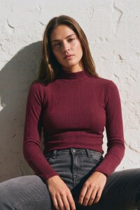 Polera Burdeos