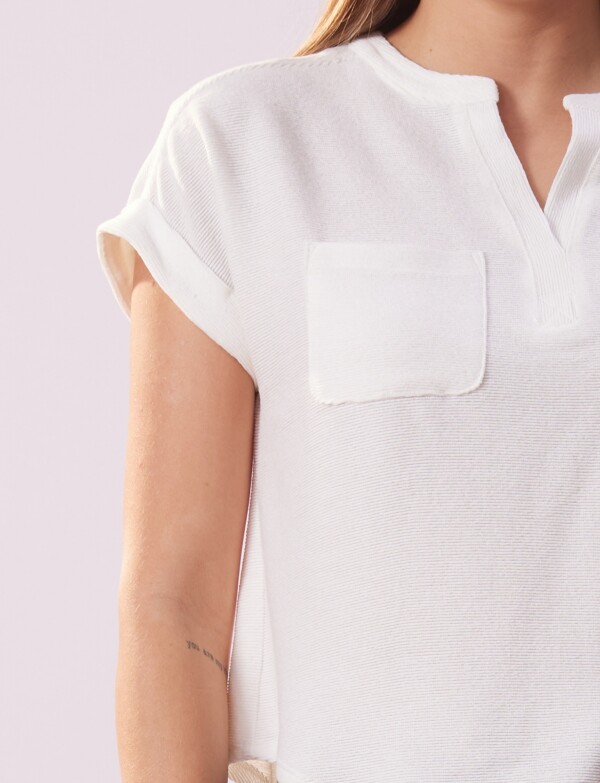 Remera Ribs Bolsillos CRUDO