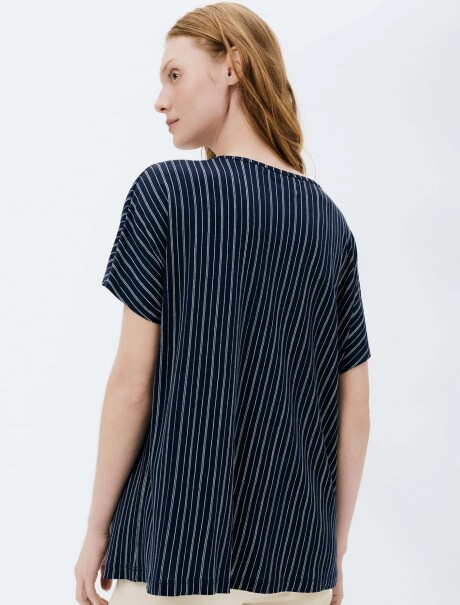 BLUSA MANGA CORTA ESTAMPADA AZUL