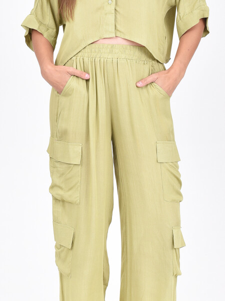 PANTALON MUGES OLIVA