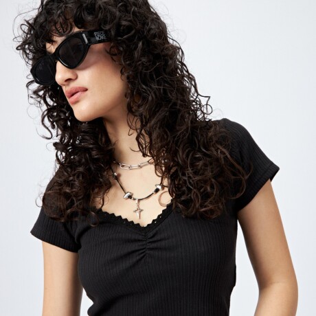 REMERA DANIRA Negro