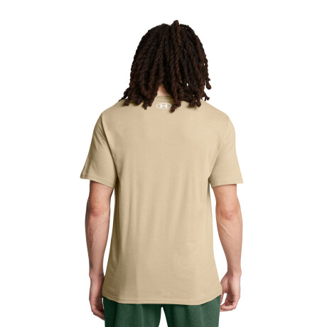 Remera de Hombre Under Armour Sportstyle Marrón