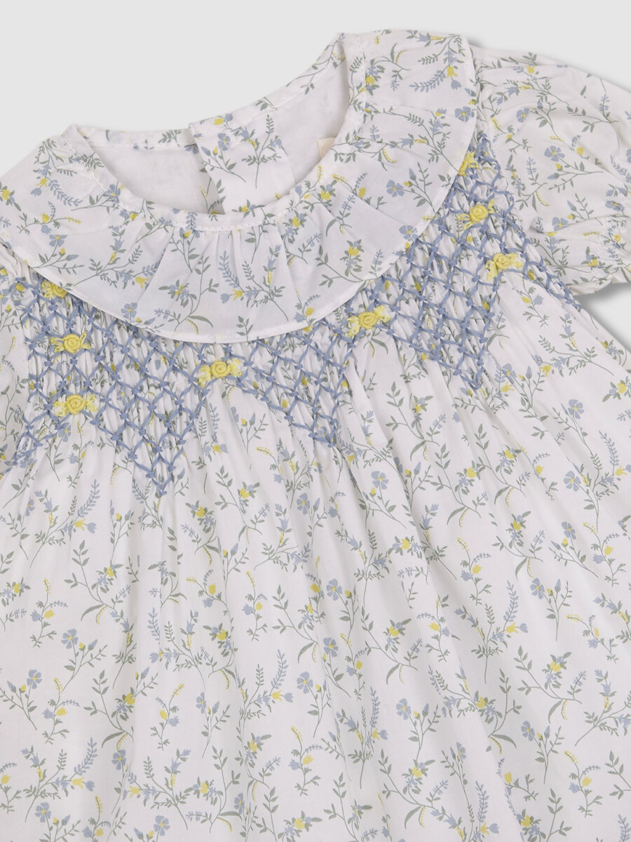Vestido De Florecitas Con Nido De Abeja Azul