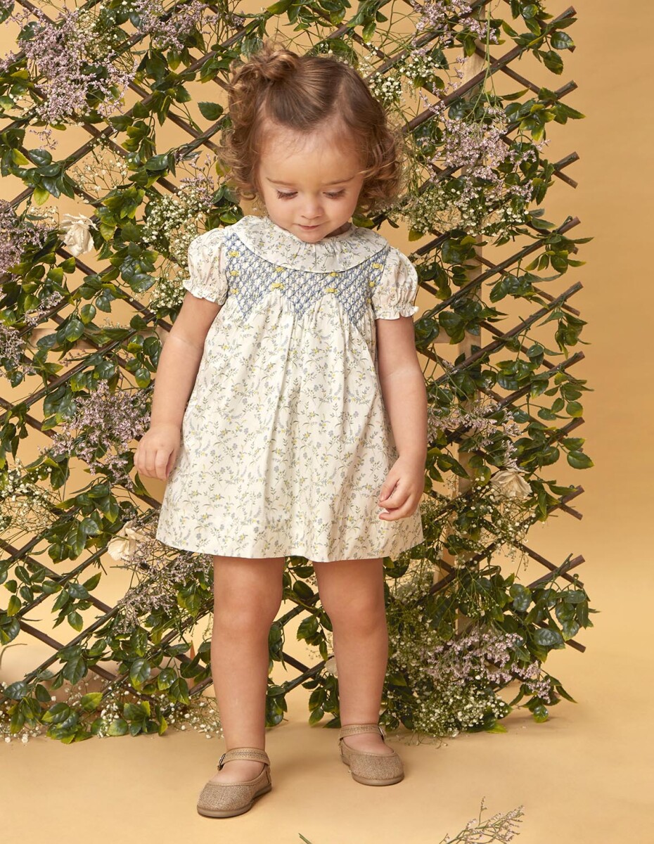Vestido De Florecitas Con Nido De Abeja - Azul 