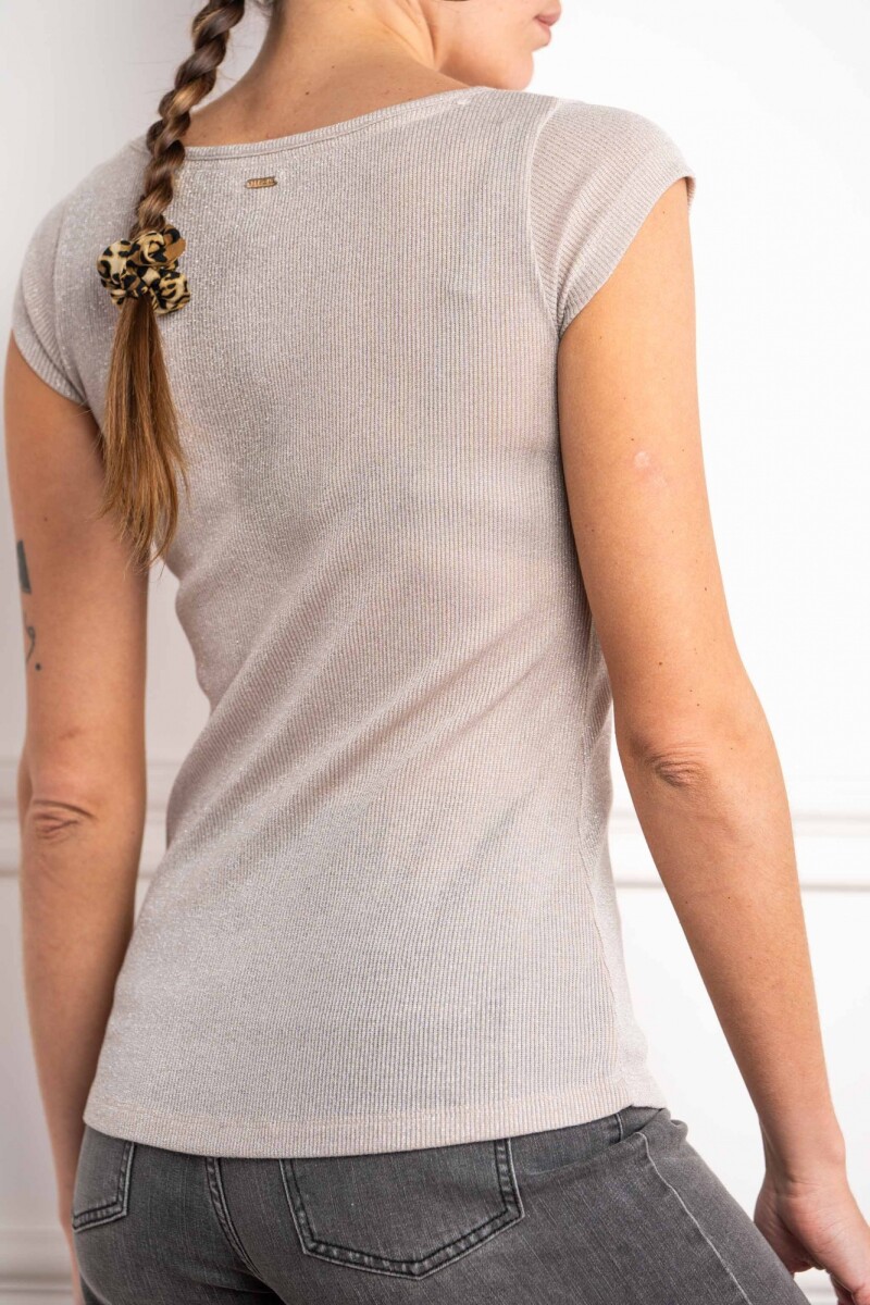 Remera Escote V Lurex Crudo