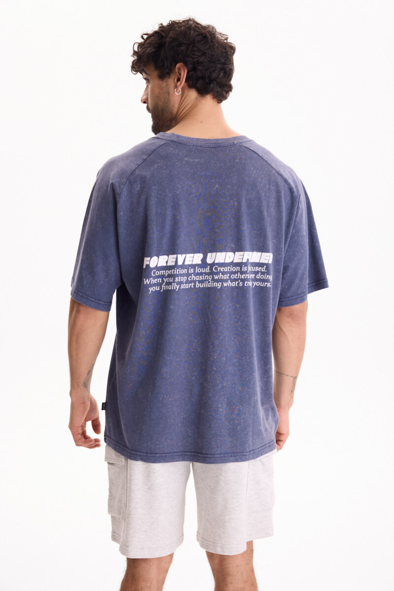 Remera Undefined Azul