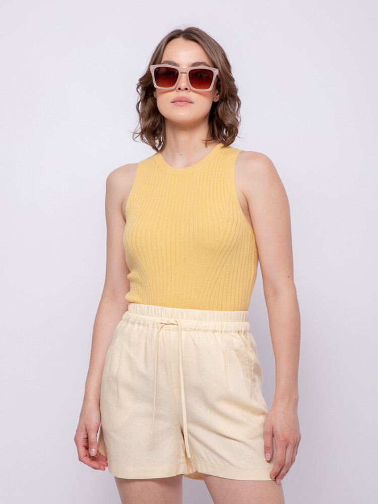 SHORT DUERNA AMARILLO PASTEL